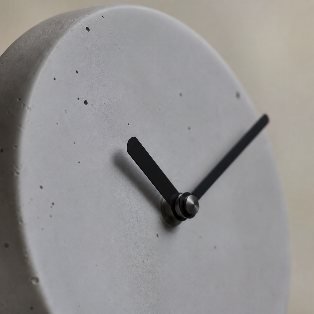 Stoned™ - Concrete Table Clock — detail — view 01