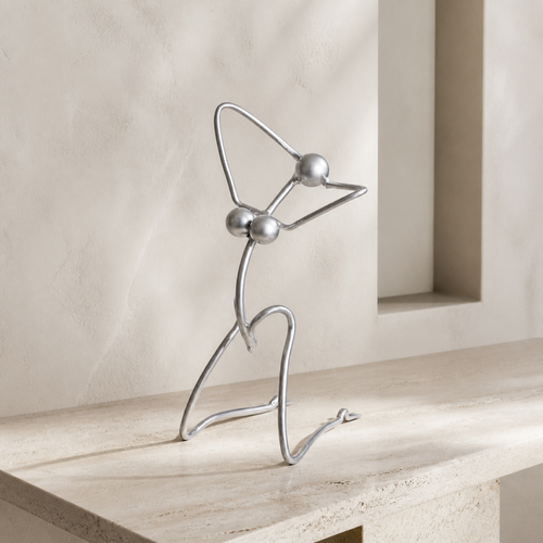 Chica™ - Line Sculpture — lifestyle — view 02